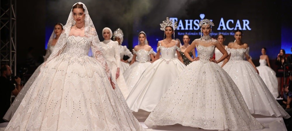 Wedgala Fashion Show’a İzmir’de görkemli açılış