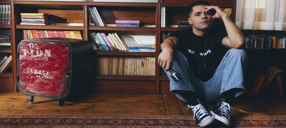 Emir Can İğrek’in Yeni Teklisi “Balkon” Yayında