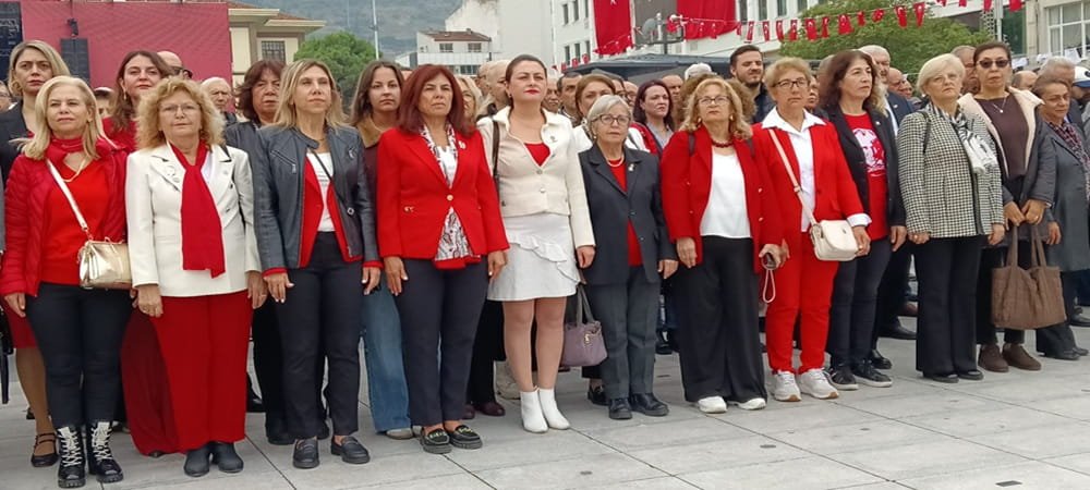 29 Ekim Kadınları Derneği Manisa Şubesi’nden ‘Halkçı Cumhuriyet’ vurgusu
